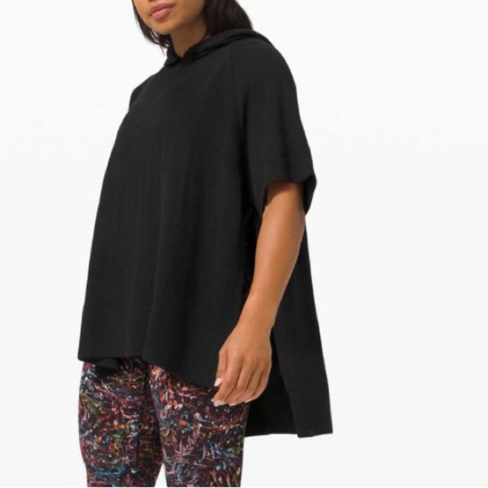 Lululemon 2020 Open Up Poncho in Blk M/L. Excellent Like New! - Picture 2 of 4